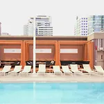 3Br Skyline Condo - By Cn Tower & Mtcc & Free Parking